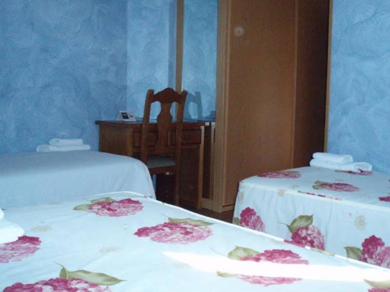 Hotel Pugide Llanes Exterior photo