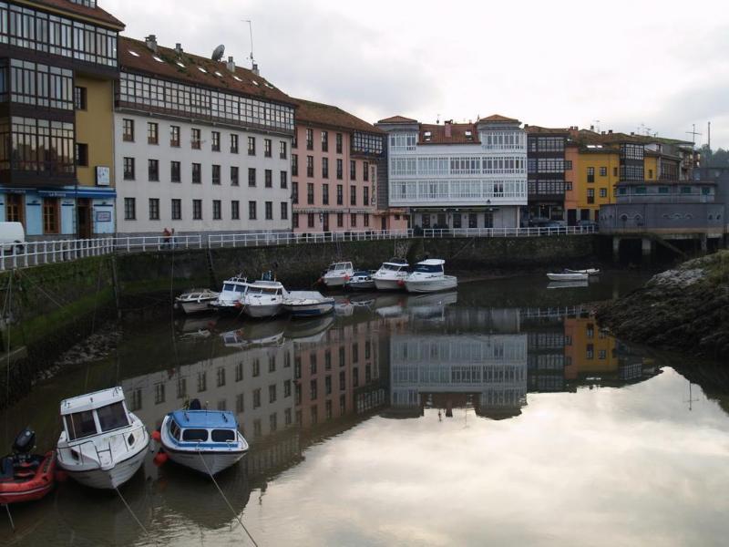 Hotel Pugide Llanes Exterior photo