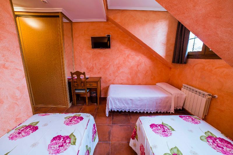 Hotel Pugide Llanes Exterior photo